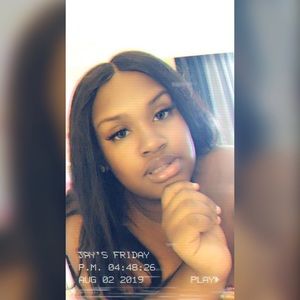 Meet your Posher, Jaysia